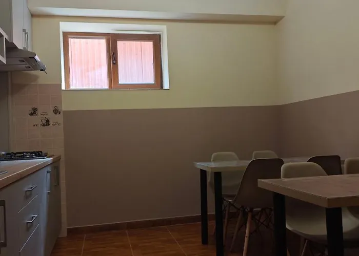 Konukevi асторія